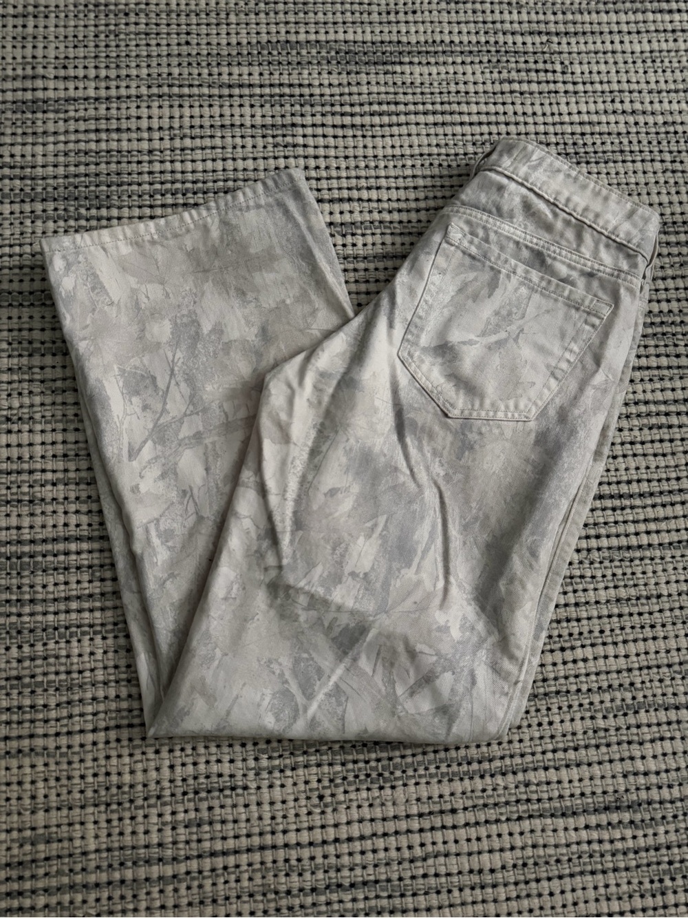Hollister Low-Rise Baggy Camo Print Jeans Size 4R / 27 - Picture 5 of 6